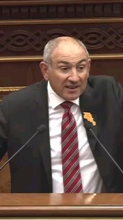 Избирательный участок в Армении, наблюдатели и избиратели