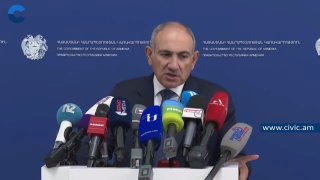 Избирательный участок в Севане, наблюдатели и избиратели