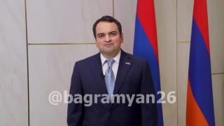 Избирательный участок в Севане, наблюдатели фиксируют явку