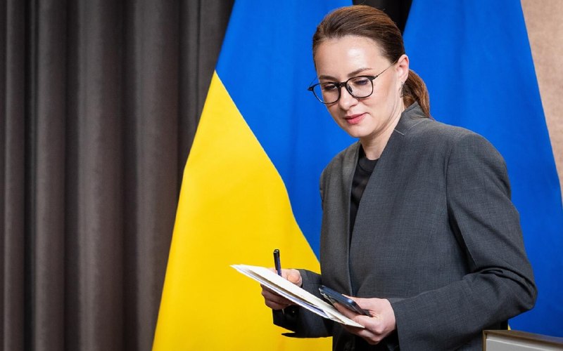 Владимир Зеленский объявляет об отставке премьер-министра Юлии Свириденко