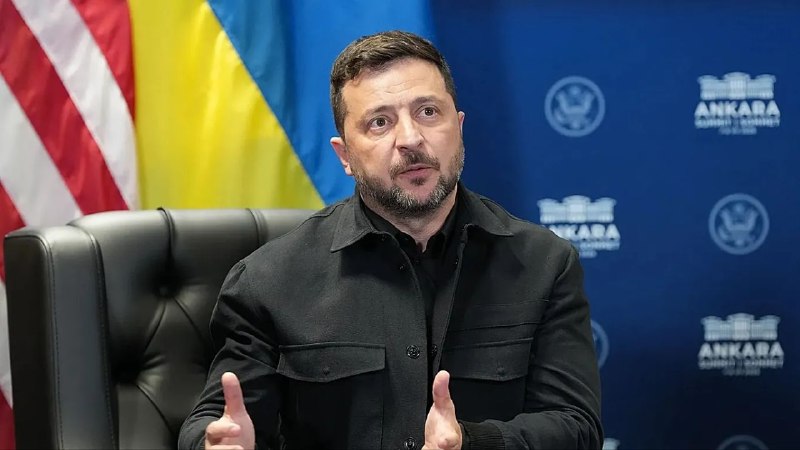 Владимир Зеленский во время выступления, Украина