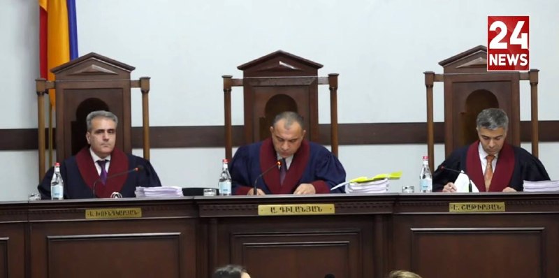 Здание Конституционного суда РА в Севане во время рассмотрения жалоб на выборы