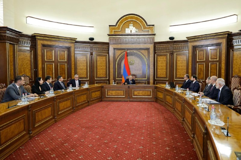 Совещание под председательством Никола Пашиняна по строительству «Парка жизни» в Ботаническом саду Еревана