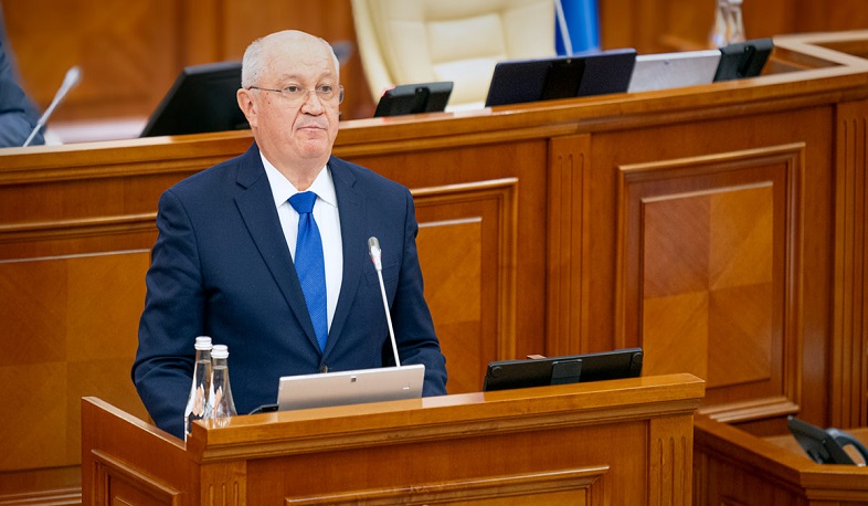 Премьер-министр Молдовы Мунтяну на пресс-конференции